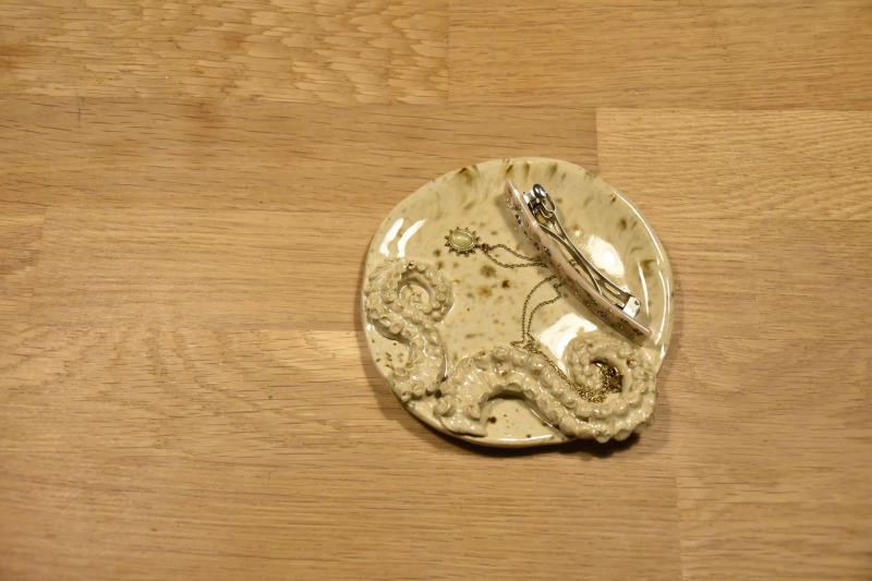 Ręcznie Malowany Talerzyk Ceramiczny - Ośmiornica Cthulhu, Pod Biżuterię