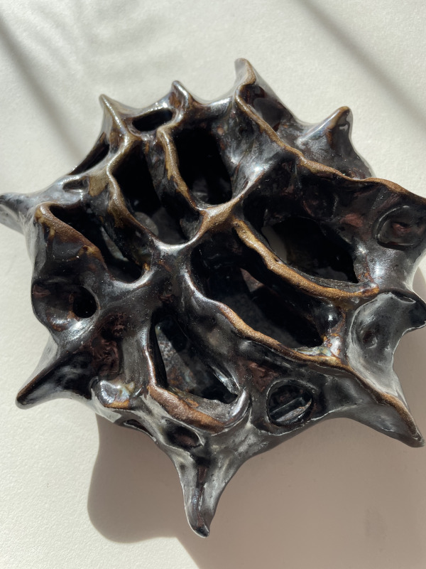 rzeźba do powieszenie na ścianie Czarne Słońce 