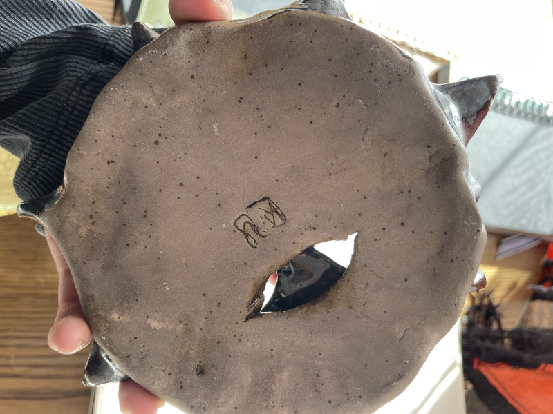 rzeźba do powieszenie na ścianie Czarne Słońce 