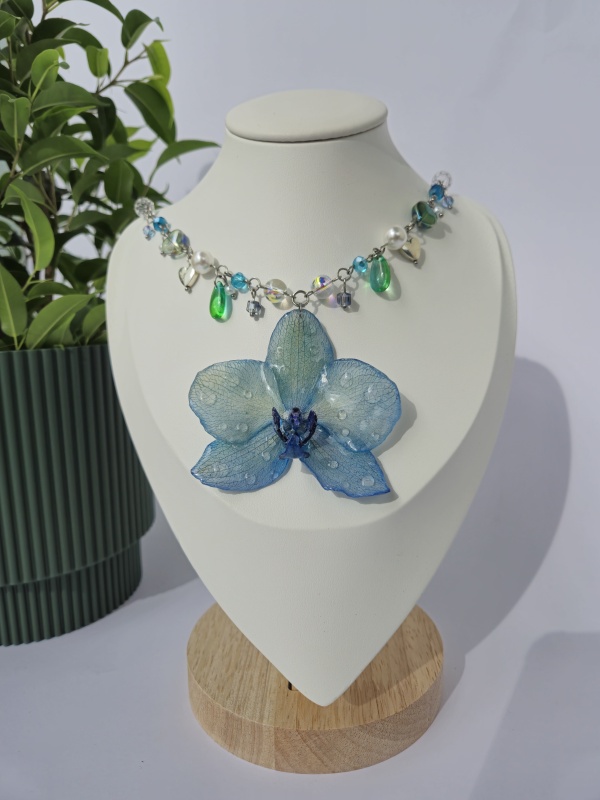 Blue Raindrop Necklace