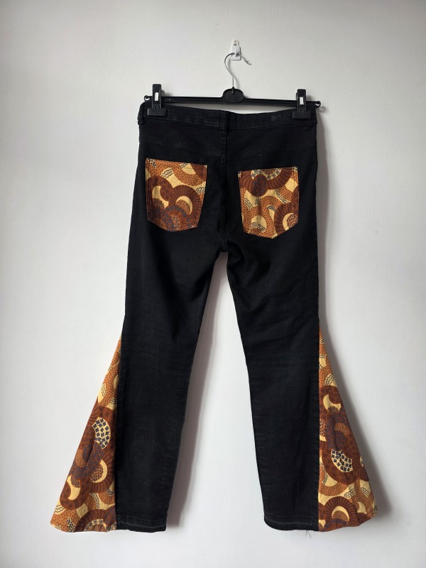 Spodnie dzwony z klinem czarno-pomarańczowe 