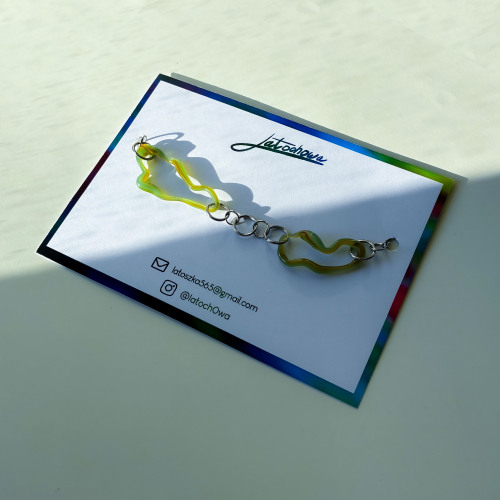 Naszyjnik z dwoma wisiorkami w kolorze zielono brązowym